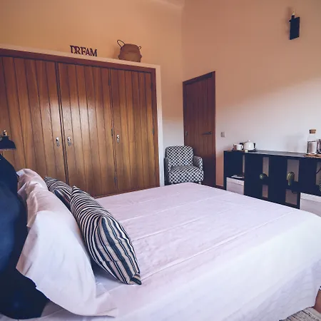 Herdade Da Corte منزل ريفي