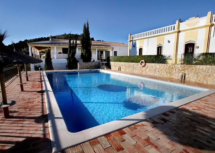 Herdade Da Corte * تافيرا