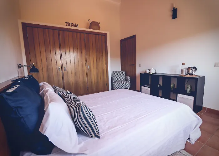 Herdade Da Corte منزل ريفي